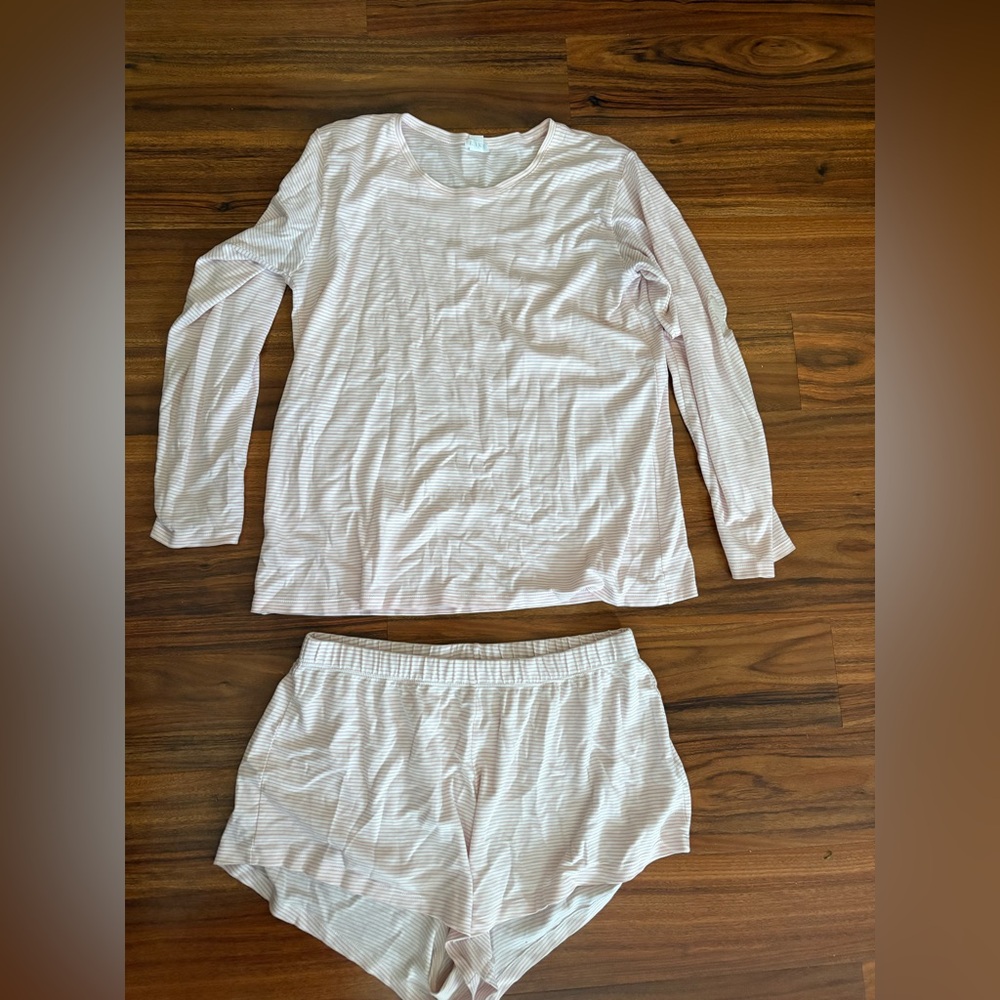 LAKE Pink Striped Women's Pajama Set